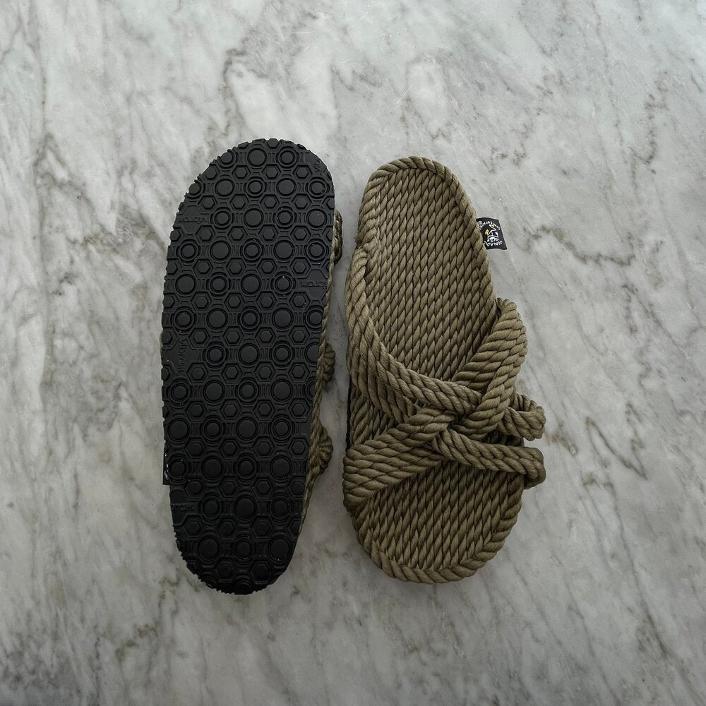 Slip on Khaki w. Black Sole